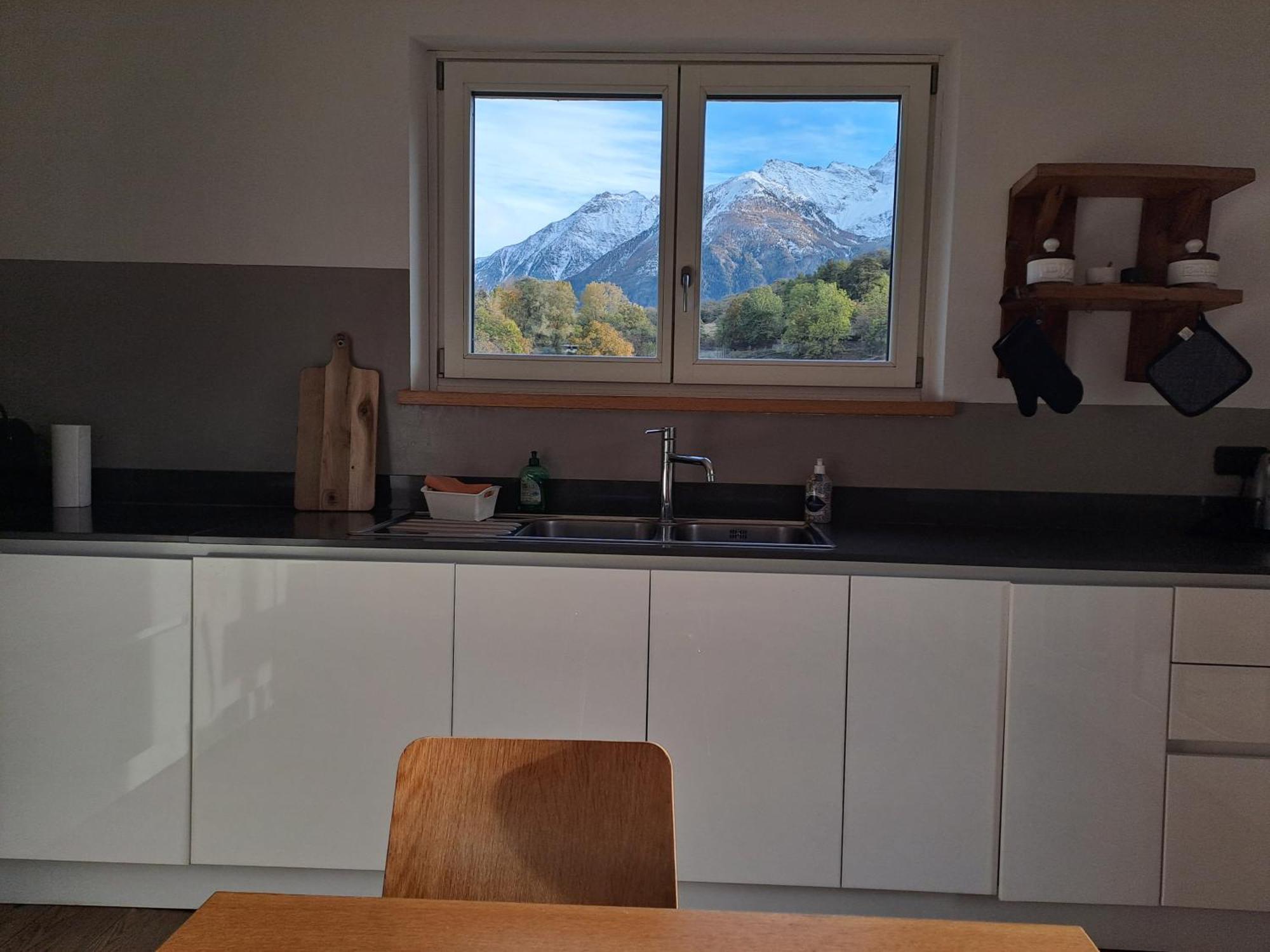 Aosta Stunning Panoramic Views From Modern Two Bedroom Apartment Exterior photo